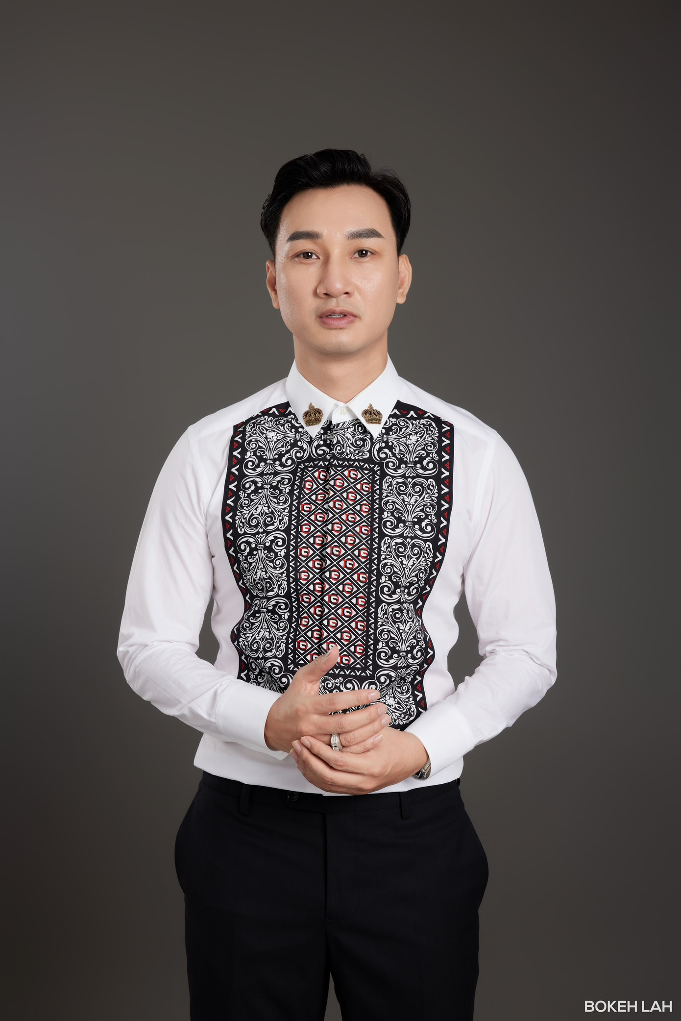 Theo Duy Khánh, MC Thành Trung luôn đóng vai trò Host mỗi lần dàn "Anh Trai" hội tụ. Theo Duy Khánh, MC Thành Trung luôn đóng vai trò Host mỗi lần dàn "Anh Trai" hội tụ.