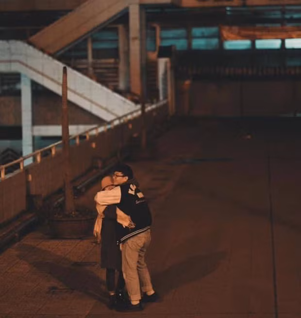 Có thể thấy, từ ánh mắt, từ nụ cười của họ đều khiến mọi người cảm nhận được nguồn năng lượng hạnh phúc đang tỏa ra. Có thể thấy, từ ánh mắt, từ nụ cười của họ đều khiến mọi người cảm nhận được nguồn năng lượng hạnh phúc đang tỏa ra.