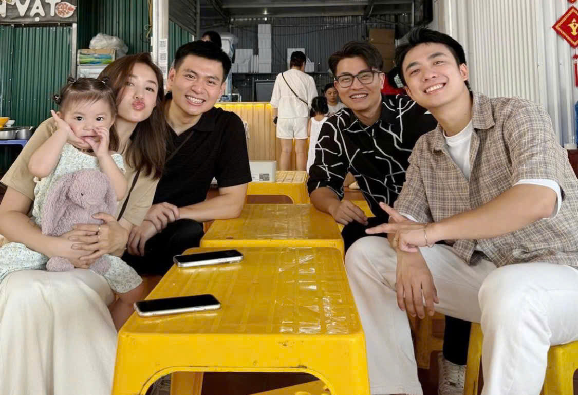 Ninh Anh Bùi và Tùng Dương là "fan cứng" của Hạt Nhài Family.