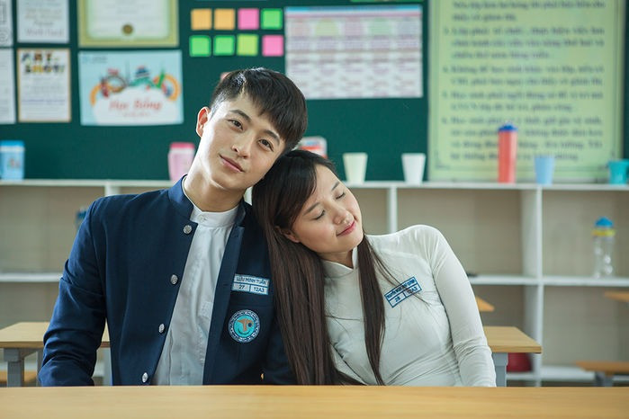 Midu - Harry Lu cực đẹp đôi trên màn ảnh rộng.