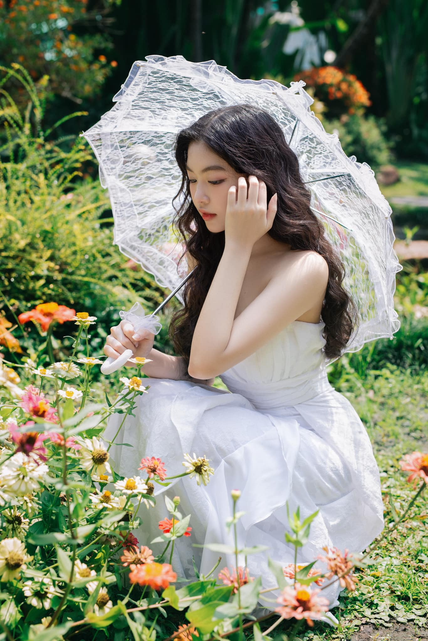 Con gái lớn nhà Quyền Linh - Dạ Thảo được kỳ vọng sẽ tham gia làng giải trí trong tương lai.