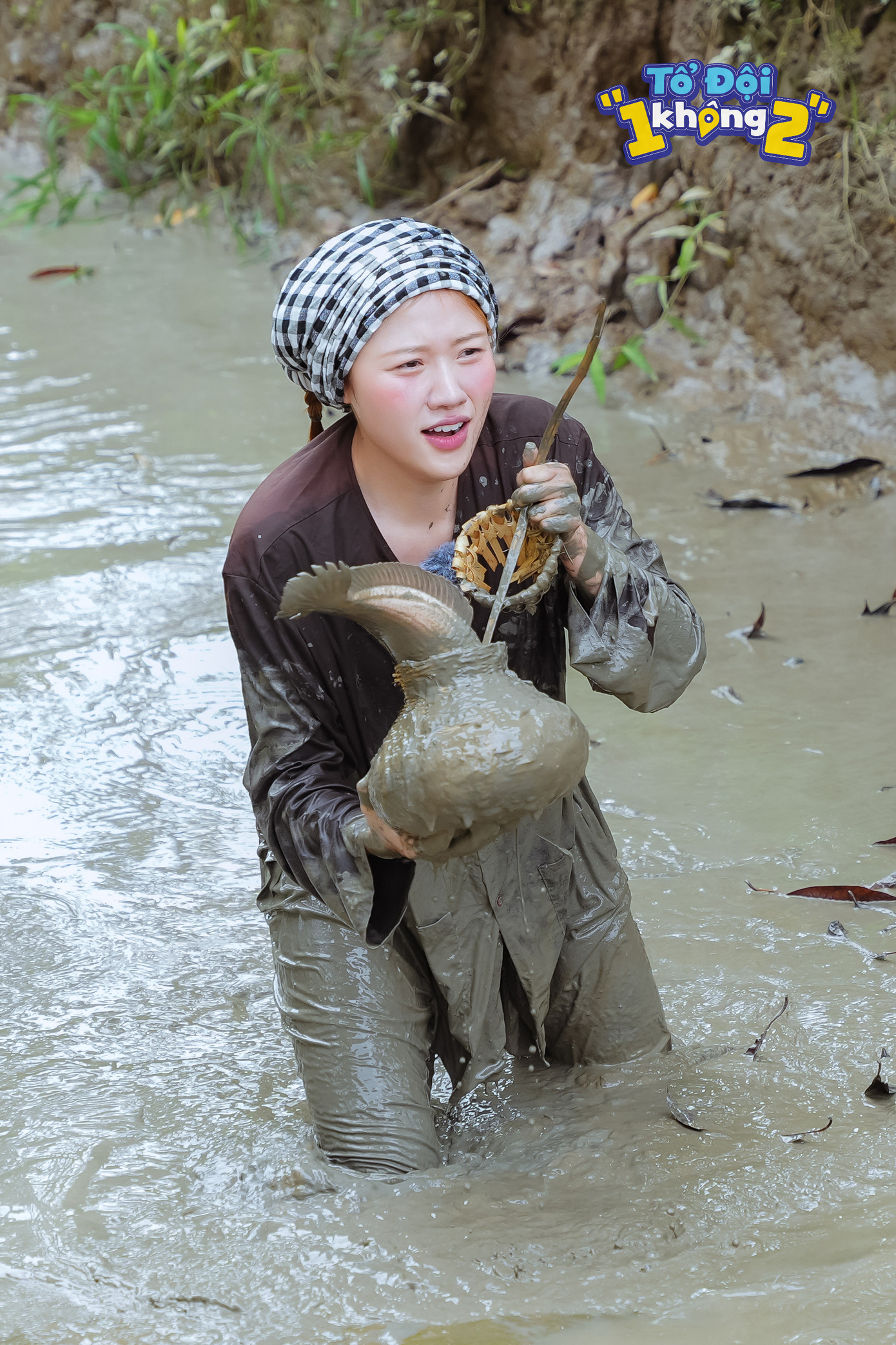 Em gái Trấn Thành tiếp tục trở thành "át chủ bài" của Tổ Đội "1 Không 2" trong tập phát sóng mới nhất.