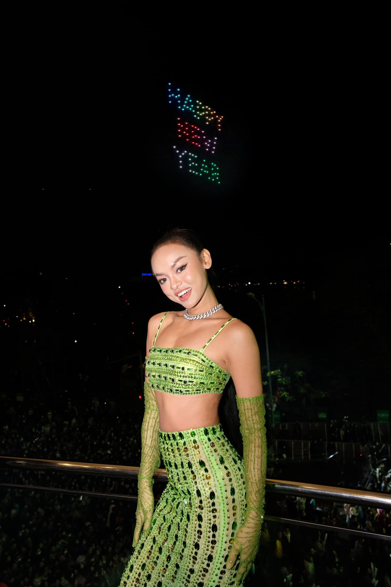 Chân váy dài được Á hậu 4 Miss Grand Vietnam 2022 dùng để &quot;hack&quot; dáng.