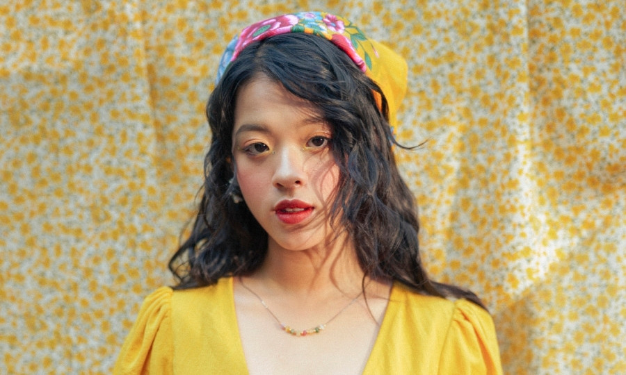 Hồng Khanh gây ấn tượng với gương mặt thanh tú và vóc dáng xịn xò. Hồng Khanh gây ấn tượng với gương mặt thanh tú và vóc dáng xịn xò.