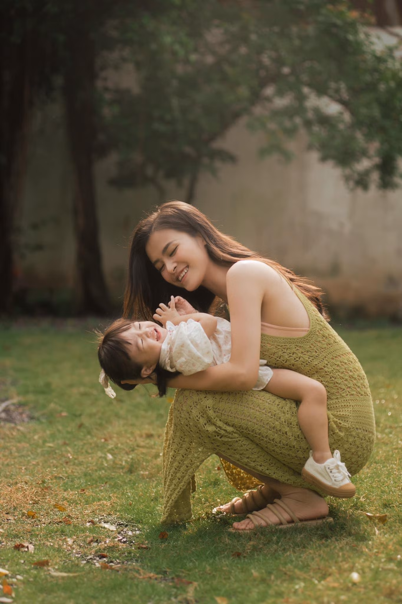 Bộ ảnh hạnh phúc của gia đình Nhi - Thắng.