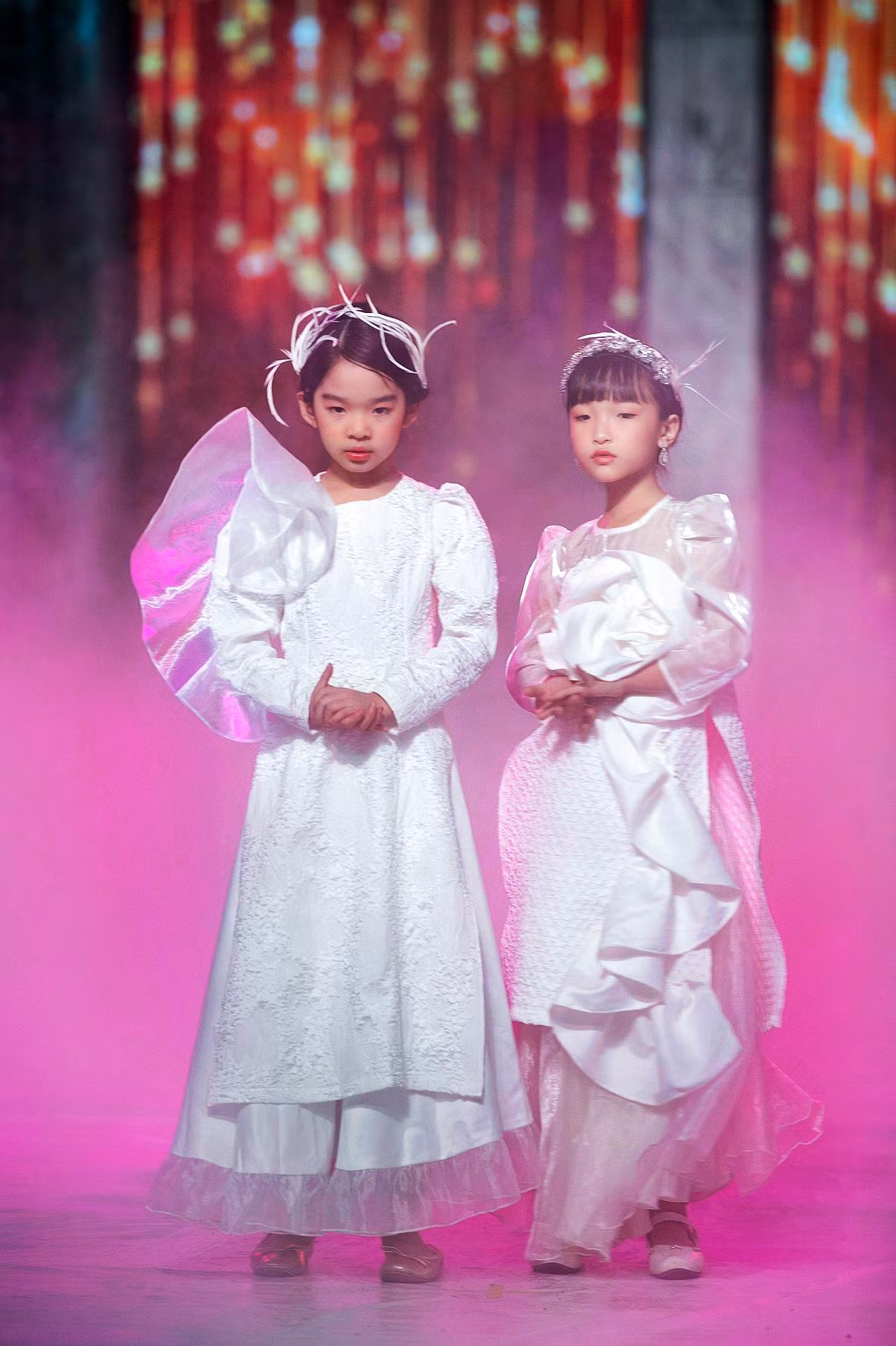 Cô bé được đánh giá là đúng chuẩn "con nhà nòi".