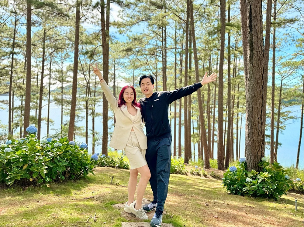 Dương Khắc Linh và Sara Lưu đã có những trải nghiệm vô cùng mới mẻ và hào hứng với kiểu du lịch &quot;tự do - tự lo&quot;.