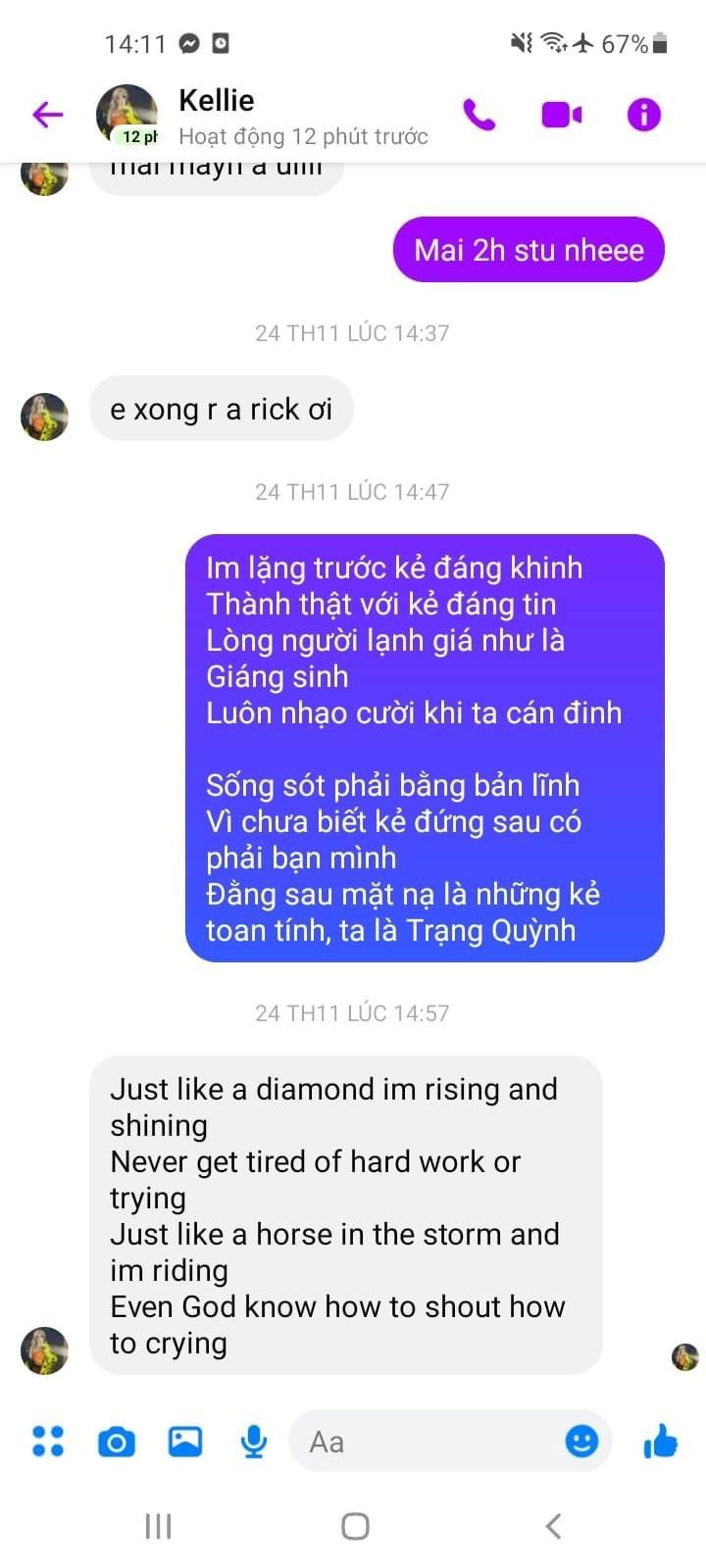 Loạt tin nhắn giữa Kellie và đại diện công ty đã được đăng tải.