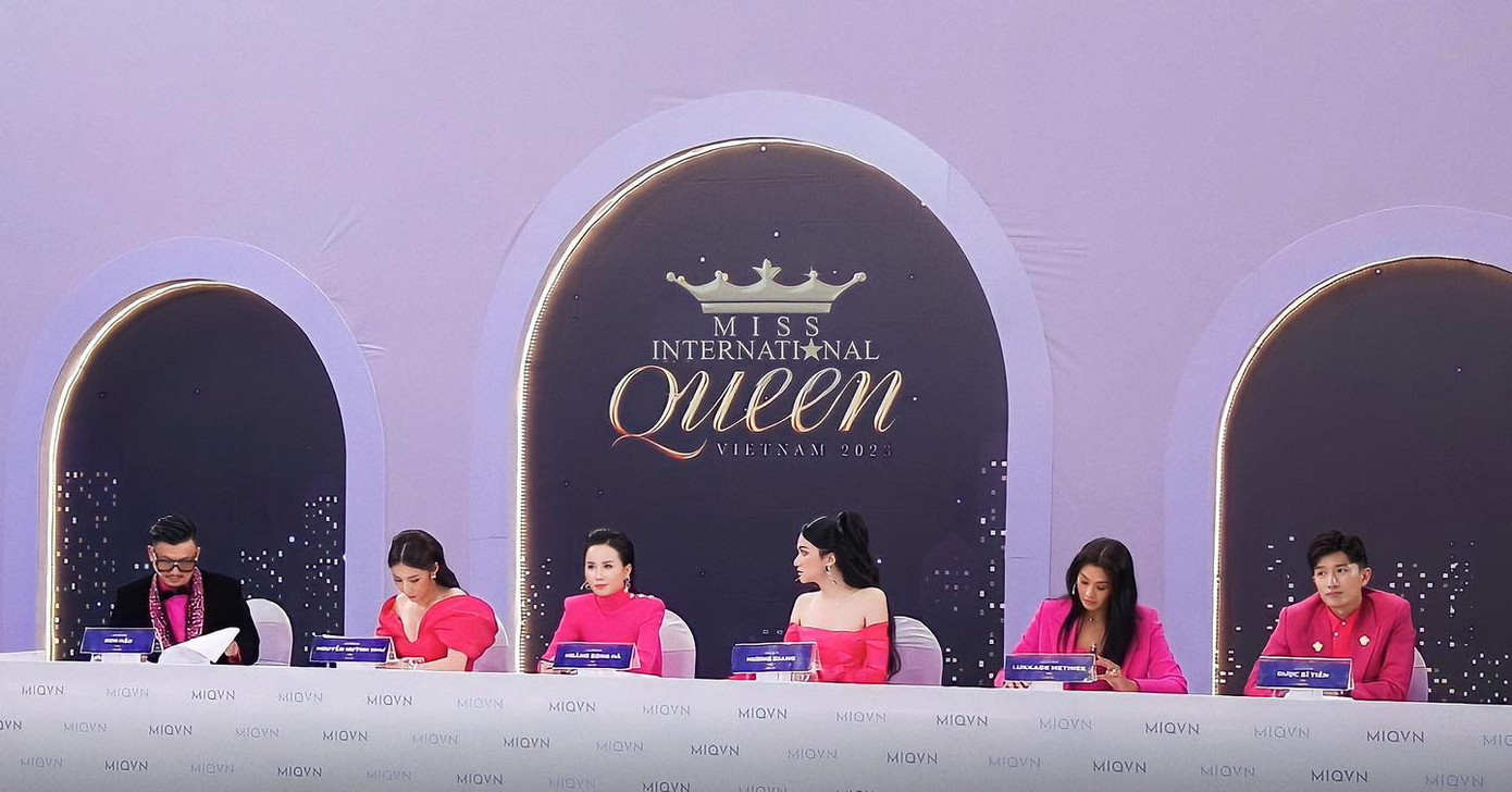 Miss International Queen Vietnam: Dàn thí sinh mạnh lộ diện, Á hậu Thủy Tiên vướng tranh cãi ảnh 1 Miss International Queen Vietnam: Dàn thí sinh mạnh lộ diện, Á hậu Thủy Tiên vướng tranh cãi ảnh 1