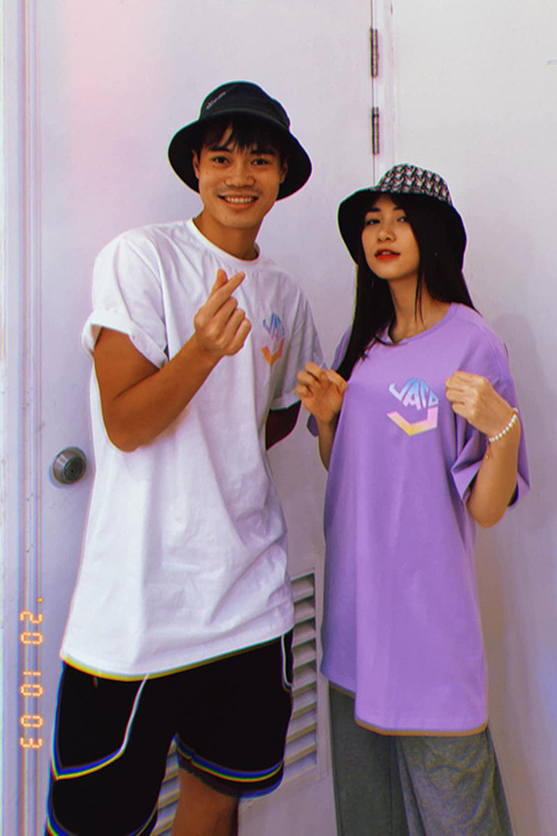 Văn Toàn và Hòa Minzy đáp trả thẳng thắn khi bị netizen ghép đôi. Văn Toàn và Hòa Minzy đáp trả thẳng thắn khi bị netizen ghép đôi.