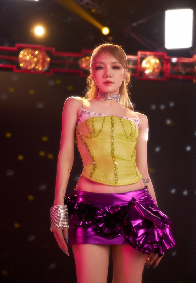 Không chỉ "mượt mà" ở phần nghe, Anh Là Ngoại Lệ Của Em còn được khen ngợi về phần "nhìn" được đầu tư chỉn chu, ấn tượng. Không chỉ "mượt mà" ở phần nghe, Anh Là Ngoại Lệ Của Em còn được khen ngợi về phần "nhìn" được đầu tư chỉn chu, ấn tượng.