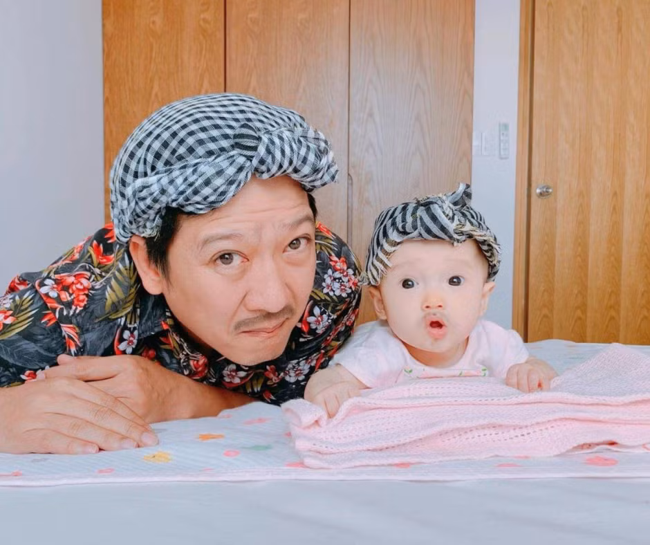 Mười Khó "real" và Mười Khó phiên bản "nhí".