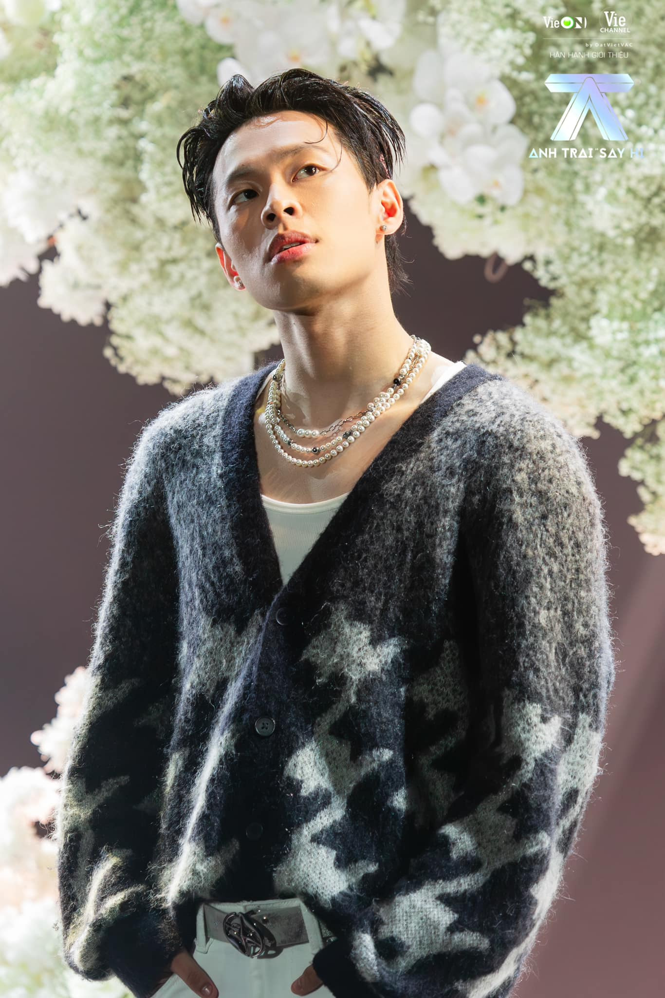 HURRYKNG &quot;lột xác&quot; ngoạn mục tại Anh Trai &quot;Say Hi&quot;. Thành viên GERDNANG thay đổi từ hình ảnh đến phong cách biểu diễn, do đó thu hút được lượng lớn fans sau khi show kết thúc.