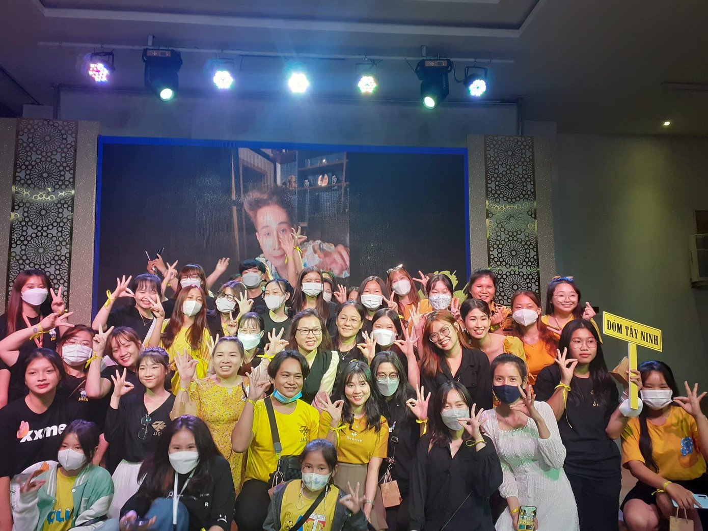 Jack đón sinh nhật online cùng Đom Đóm (Nguồn ảnh: Fanpage Jack's Fireflies). Jack đón sinh nhật online cùng Đom Đóm (Nguồn ảnh: Fanpage Jack's Fireflies).