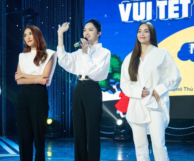 Cả hai cùng check-in tại nhiều sự kiện.