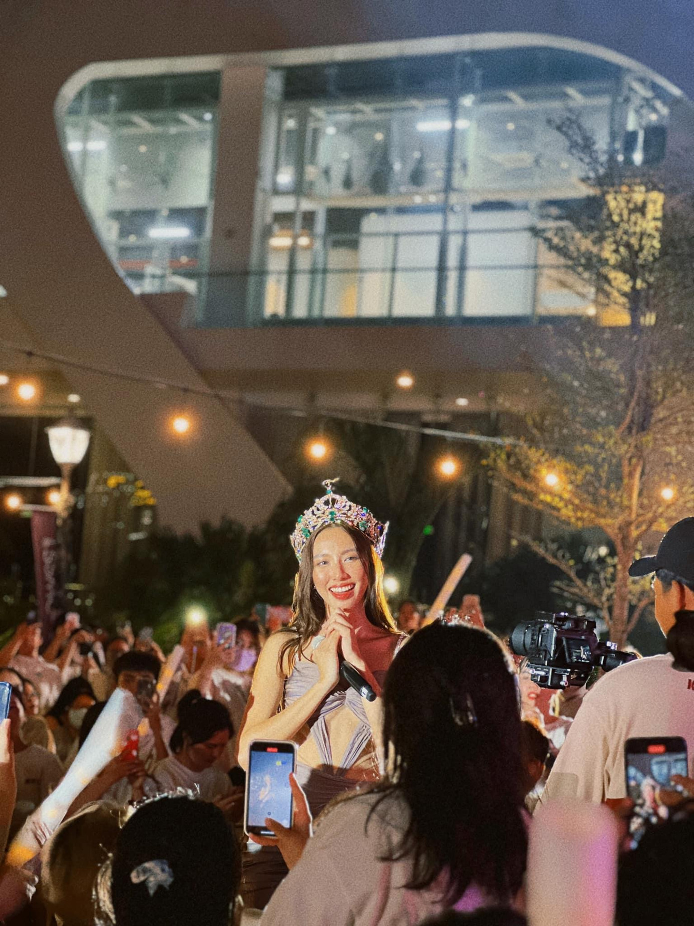 Thùy Tiên trong buổi giao lưu, gặp gỡ với người hâm mộ mới đây.