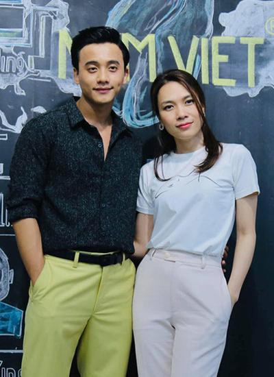 "Cặp đôi màn ảnh" cũng thường cùng nhau xuất hiện tại các sự kiện lớn nhỏ. "Cặp đôi màn ảnh" cũng thường cùng nhau xuất hiện tại các sự kiện lớn nhỏ.