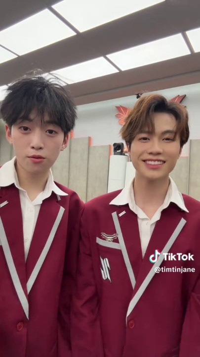 Trai đẹp 2K6 sở hữu visual chuẩn "tình đầu học đường". Nguồn ảnh: Tân Binh Toàn Năng.