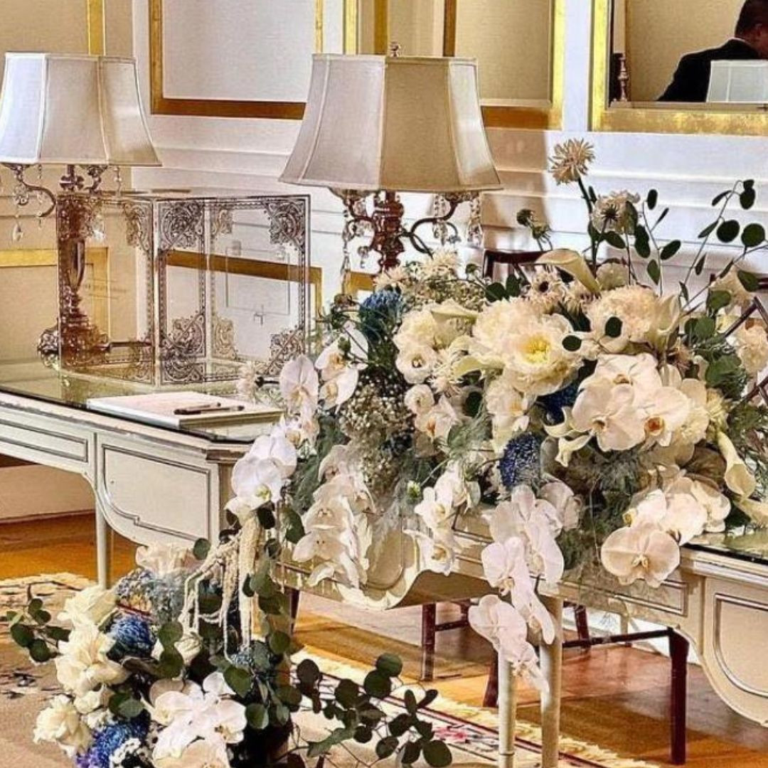 Những hình ảnh đầu tiên về không gian đám cưới của siêu mẫu Thanh Hằng đã được hé lộ. Những hình ảnh đầu tiên về không gian đám cưới của siêu mẫu Thanh Hằng đã được hé lộ.