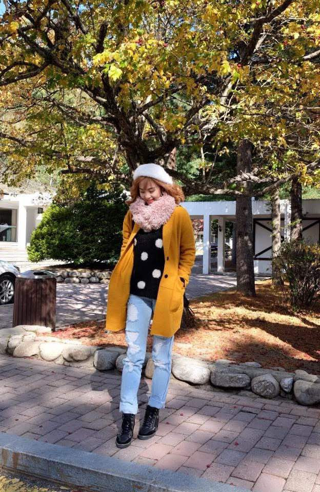 "Em út" Minh Hằng hào hứng hết cỡ khi được khám phá văn hóa - ẩm thực Hàn Quốc. "Em út" Minh Hằng hào hứng hết cỡ khi được khám phá văn hóa - ẩm thực Hàn Quốc.