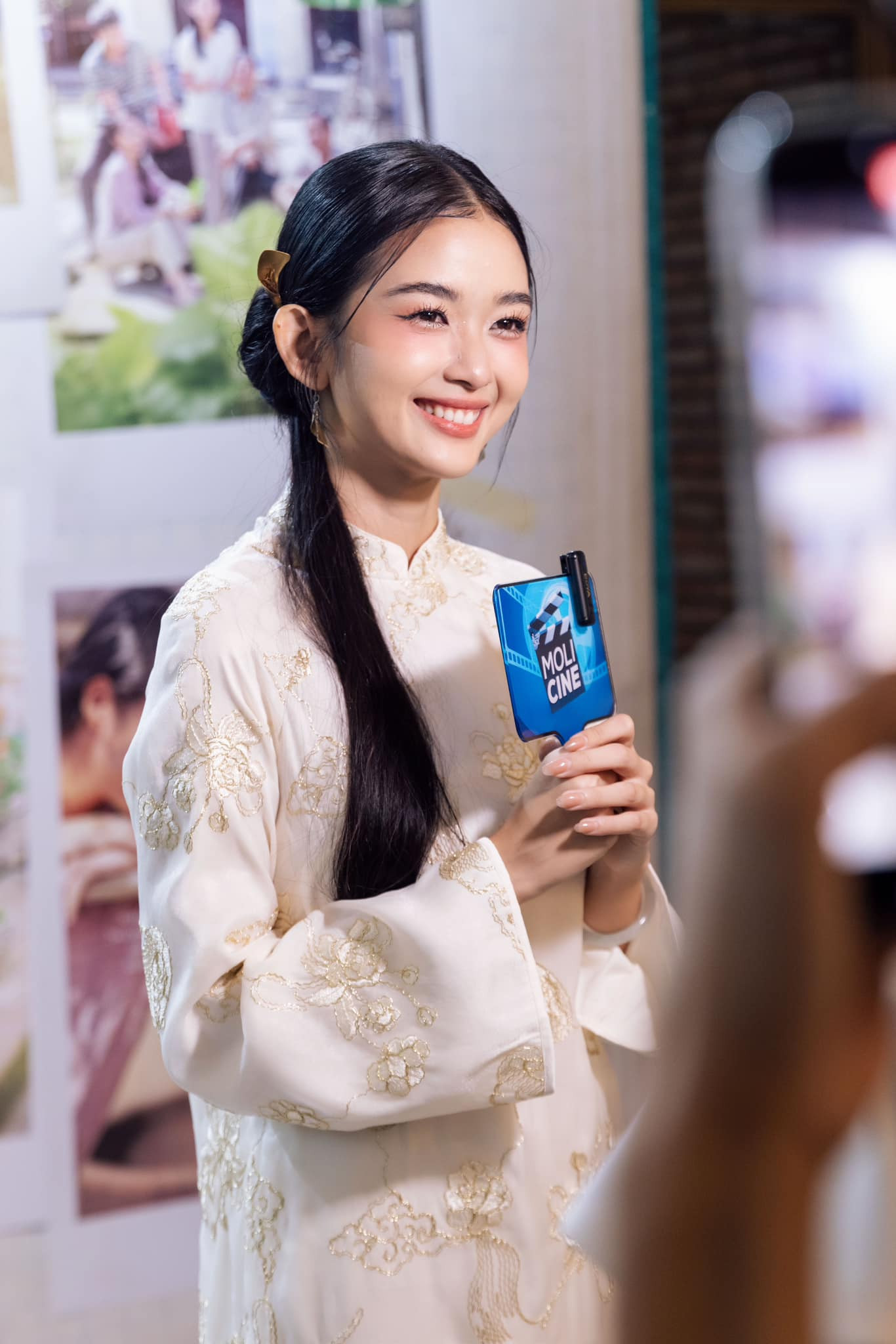 Sau khi đóng chính Ngày Xưa Có Một Chuyện Tình, Ngọc Xuân nhận được sự chú ý lớn. Người đẹp sở hữu trang Instagram 36K followers và kênh TikTok gần 60K người theo dõi.