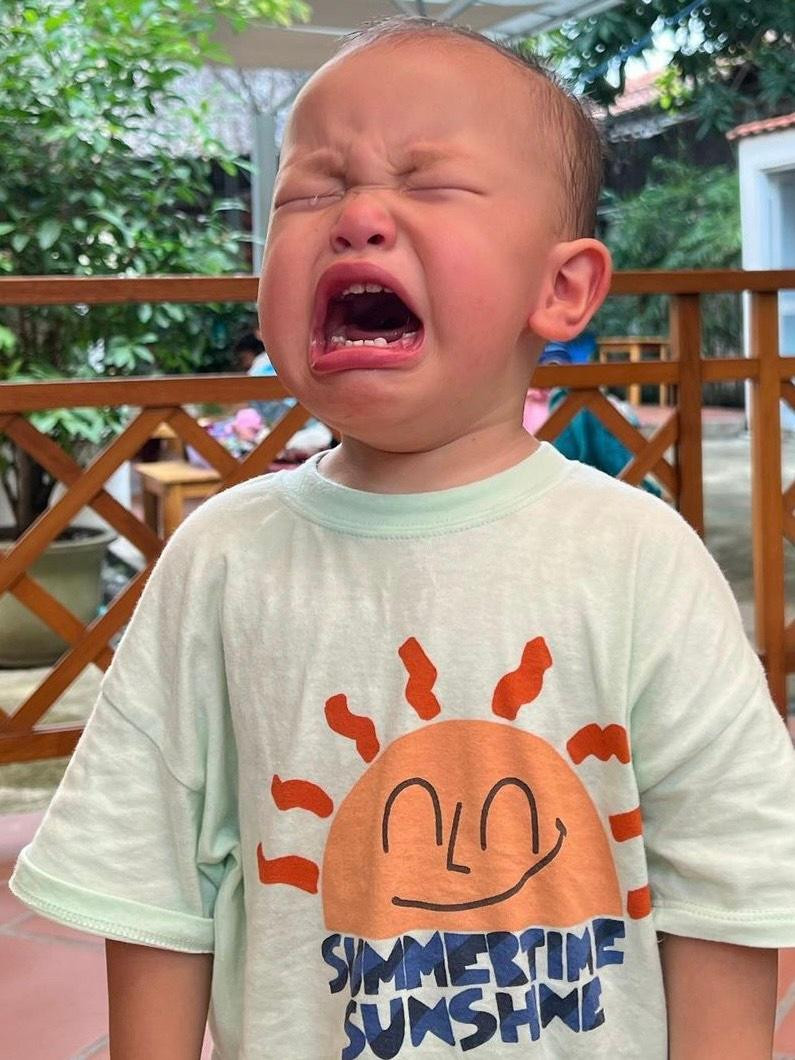 Từ "mè nheo" trong ngày đầu đi học... Từ "mè nheo" trong ngày đầu đi học...