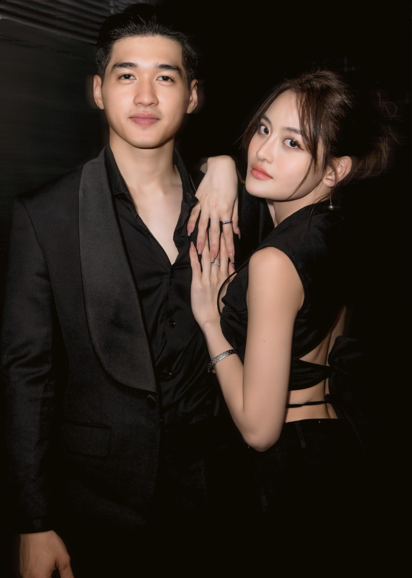 Người đẹp Gái Già Lắm Chiêu và hot boy Ma Ran Đô được khen đẹp đôi khi cùng xuất hiện tại sự kiện ra mắt phim.