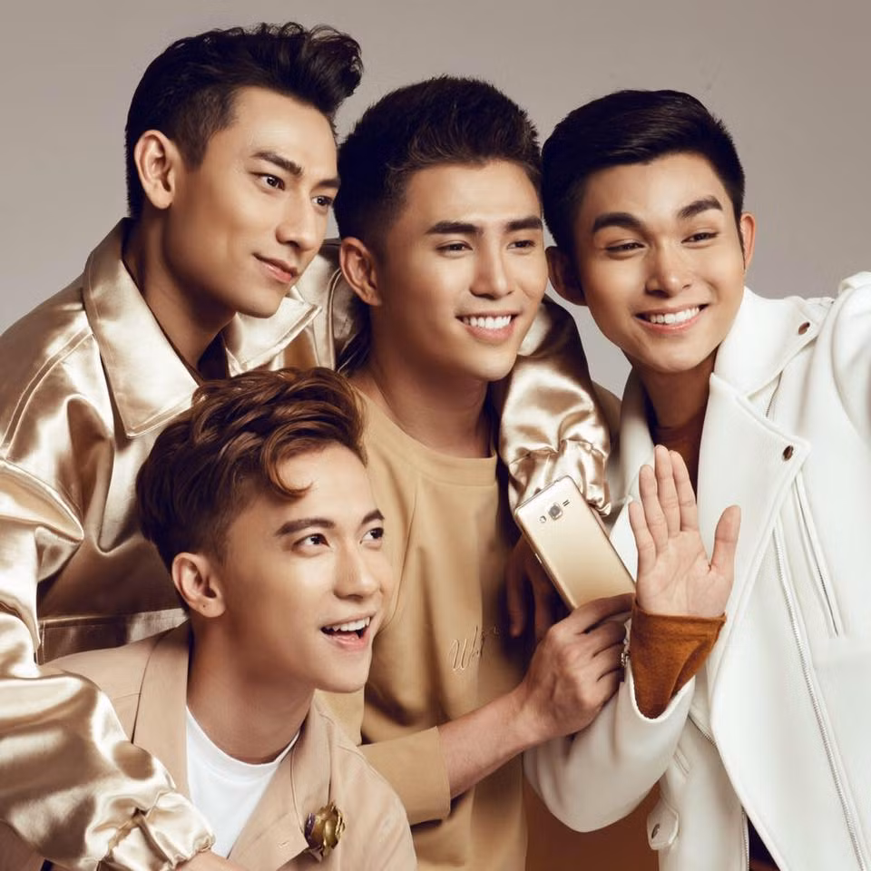 Isaac vừa comeback với MV Vượt Qua Everest, Jun Phạm tái xuất với phim truyền hình Nữ chủ. Trong khi đó, Will và S.T Sơn Thạch chưa thông báo về hoạt động nghệ thuật sắp tới.