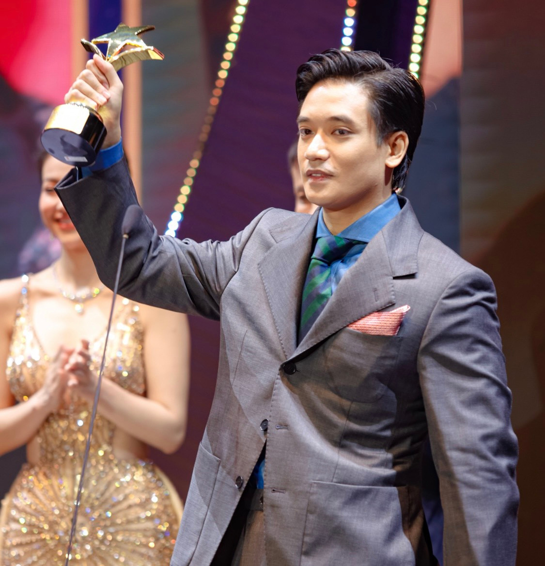 Samuel An nhận giải Gương mặt triển vọng nhờ vai diễn trong Em và Trịnh.