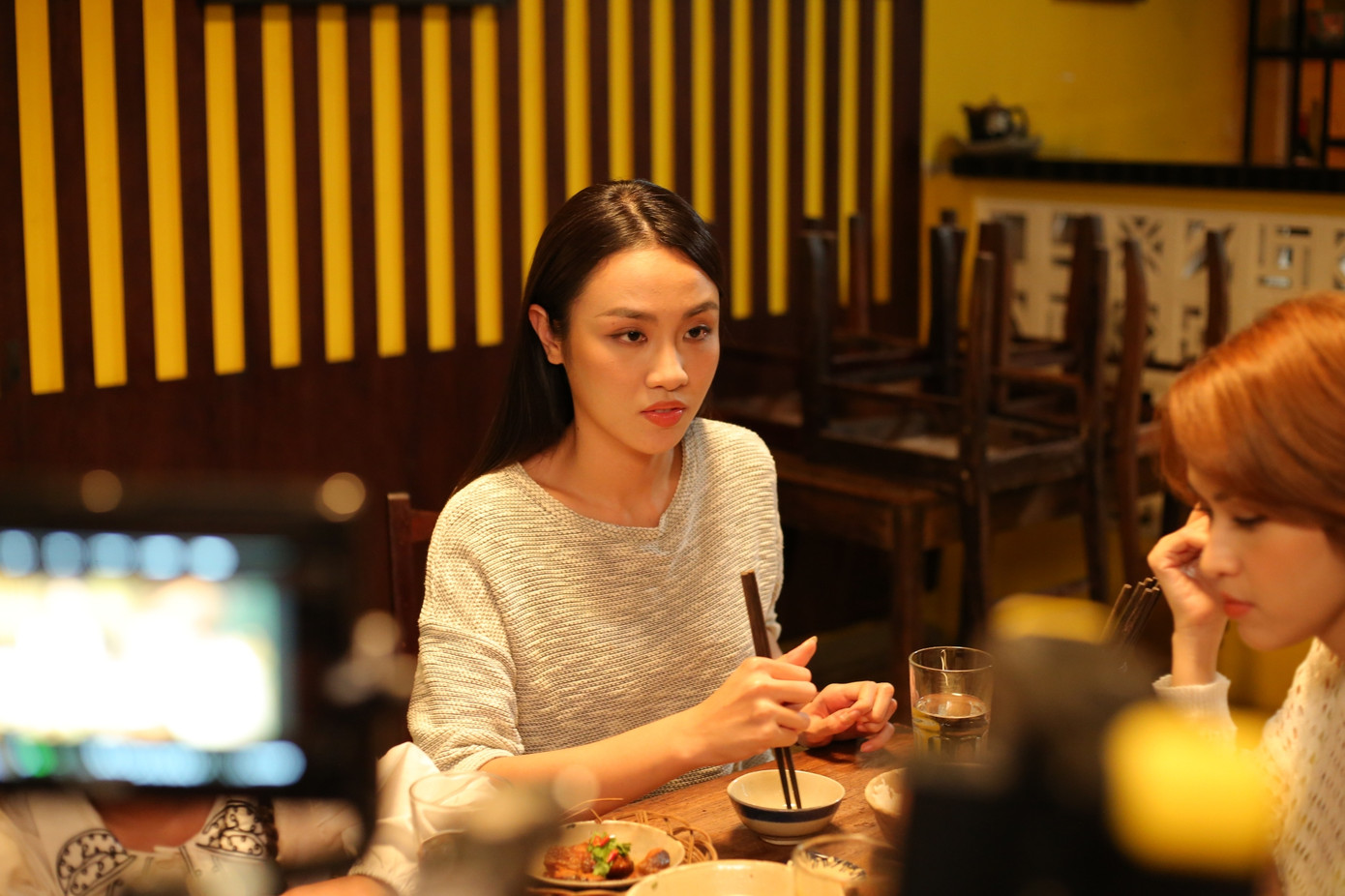 Á hậu Thủy Tiên chạm ngõ điện ảnh trong Khi Ta Hai Lăm. Á hậu Thủy Tiên chạm ngõ điện ảnh trong Khi Ta Hai Lăm.