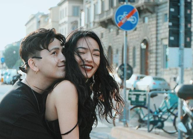 Trước khi chia tay, Châu Bùi - Decao từng là cặp đôi được đông đảo giới trẻ mến mộ. Trước khi chia tay, Châu Bùi - Decao từng là cặp đôi được đông đảo giới trẻ mến mộ.