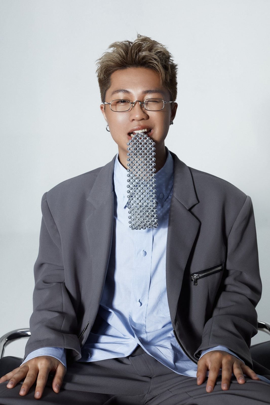 Sau khi vướng vào ồn ào tình cảm, Obito hoàn toàn biến mất trên mạng xã hội.