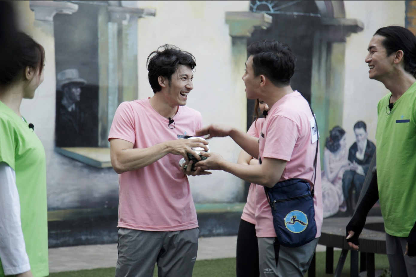 Liên Bỉnh Phát nhiều lần khiến Trấn Thành "gục ngã" trong mùa 1. Nguồn ảnh: BTC Liên Bỉnh Phát nhiều lần khiến Trấn Thành "gục ngã" trong mùa 1. Nguồn ảnh: BTC