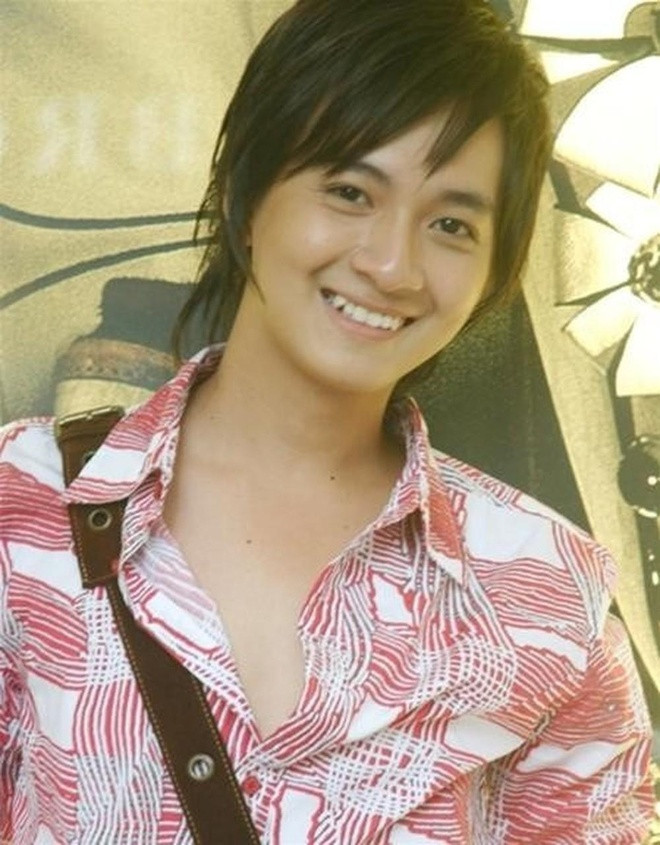 Ngô Kiến Huy với kiểu tóc "chim sẻ gặp mưa" từng là hot trend một thời.