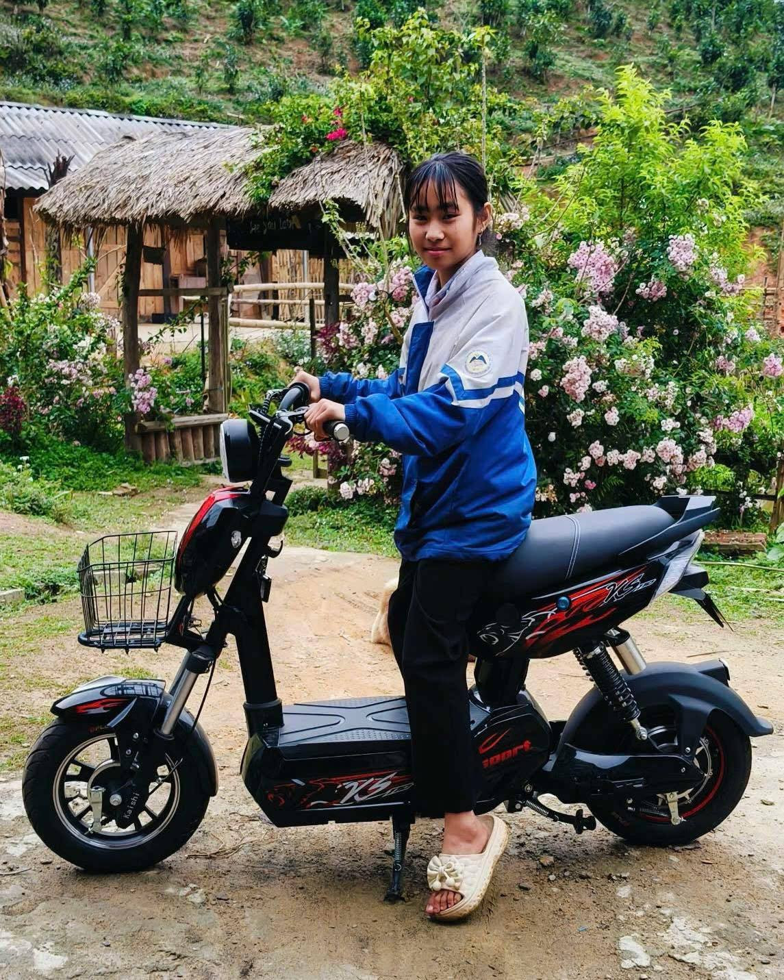 Món quà ý nghĩa của "chị đẹp" Ngọc Thanh Tâm và Minh Tuyết. Nguồn ảnh: FBNV. Món quà ý nghĩa của "chị đẹp" Ngọc Thanh Tâm và Minh Tuyết. Nguồn ảnh: FBNV.