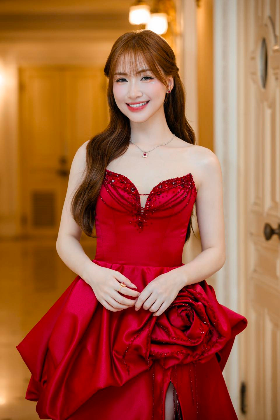 Hòa Minzy, với gia tài hit và kinh nghiệm "thực chiến" nhiều show, được kỳ vọng góp mặt trong dàn Em Xinh.