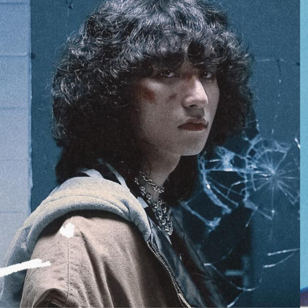 Sơn Tùng được nhận xét là phù hợp với kiểu tóc dài uốn xoăn hippie.