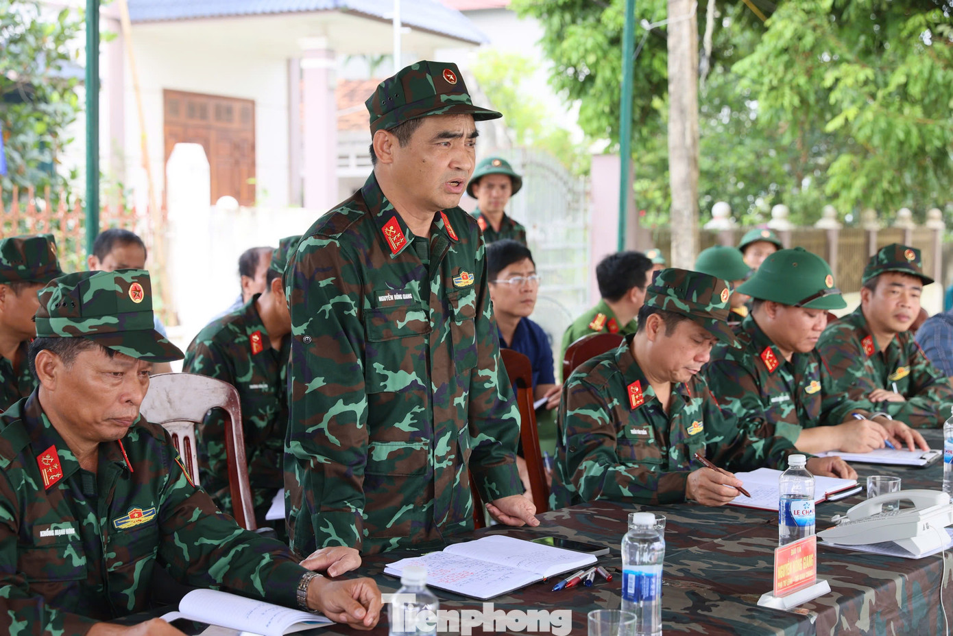 Phát biểu sau khi Lữ đoàn 249 hoàn thành bắc cầu phao, Đại tá Nguyễn Hồng Giang, Phó Tư lệnh, Tham mưu trưởng Binh chủng Công binh biểu dương, đánh giá cao công tác chuẩn bị và nỗ lực của cán bộ, chiến sĩ Lữ đoàn 249 thời gian qua.