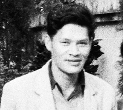 Tổng Biên tập Đinh Văn Nam chuyển giao quyền lãnh đạo báo cho thế hệ trẻ cuối những năm 80