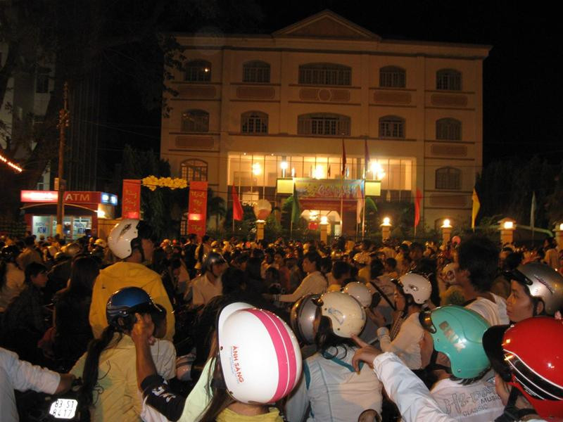 TP Sóc Trăng trong đêm giao thừa. Ảnh : Xuân Lương