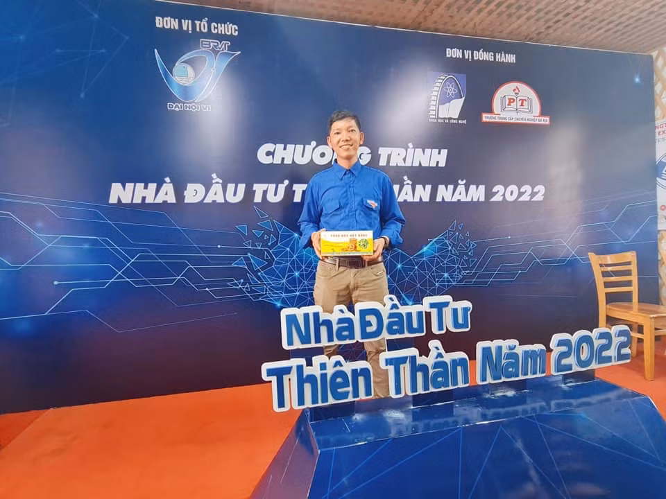 Anh Nguyễn Hoài Hận đạt giải Khuyến khích chương trình “Nhà đầu tư thiên thần” do Hội Liên hiệp Thanh niên tỉnh Bà Rịa - Vũng Tàu tổ chức năm 2022.
