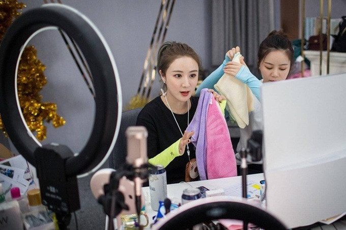 Trong năm 2019, Vy Á bán được số hàng hóa trị giá 30 tỷ nhân dân tệ (Ảnh: Sohu).