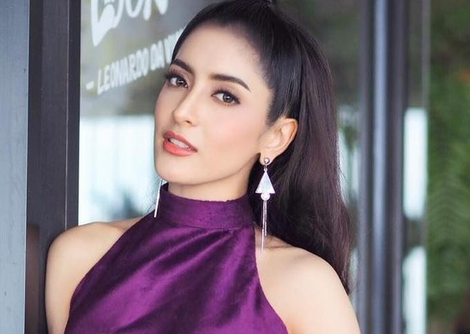 Nữ diễn viên Pinky Savika đang bị tạm giam để chờ ngày ra hầu tòa vì có liên quan tới đường dây lừa đảo lên tới 2,5 tỷ baht (khoảng 1.600 tỷ đồng) (Ảnh: Thairath). Nữ diễn viên Pinky Savika đang bị tạm giam để chờ ngày ra hầu tòa vì có liên quan tới đường dây lừa đảo lên tới 2,5 tỷ baht (khoảng 1.600 tỷ đồng) (Ảnh: Thairath).