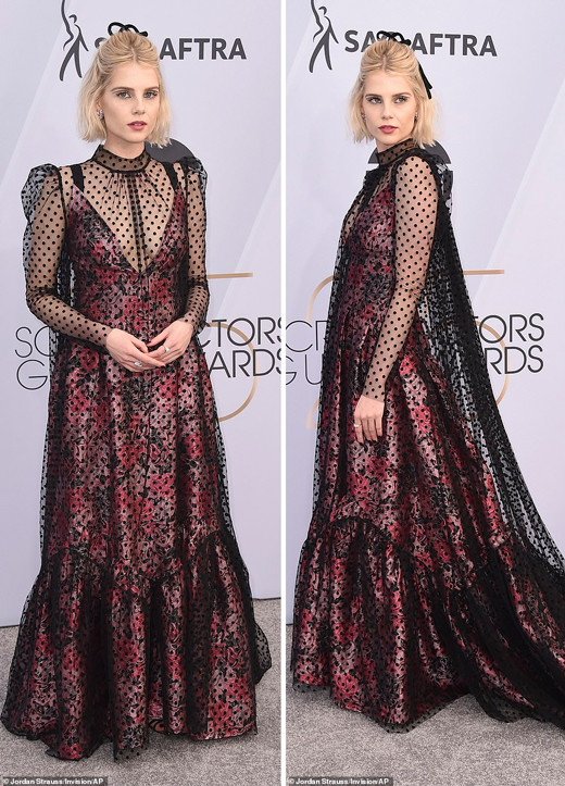 Thảm đỏ SAG Awards 2019: Lady Gaga gợi cảm nhất với váy xẻ sâu hút mắt ảnh 15