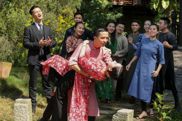 ‘Bà Tưng’ tái xuất bất ngờ ảnh 1