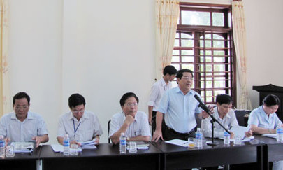 Ông Trương Tấn Thiệu trong một lần đối thoại với dân. Ảnh: Báo Bình Phước