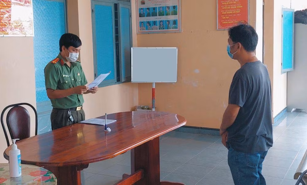 Ông T. làm việc với công an