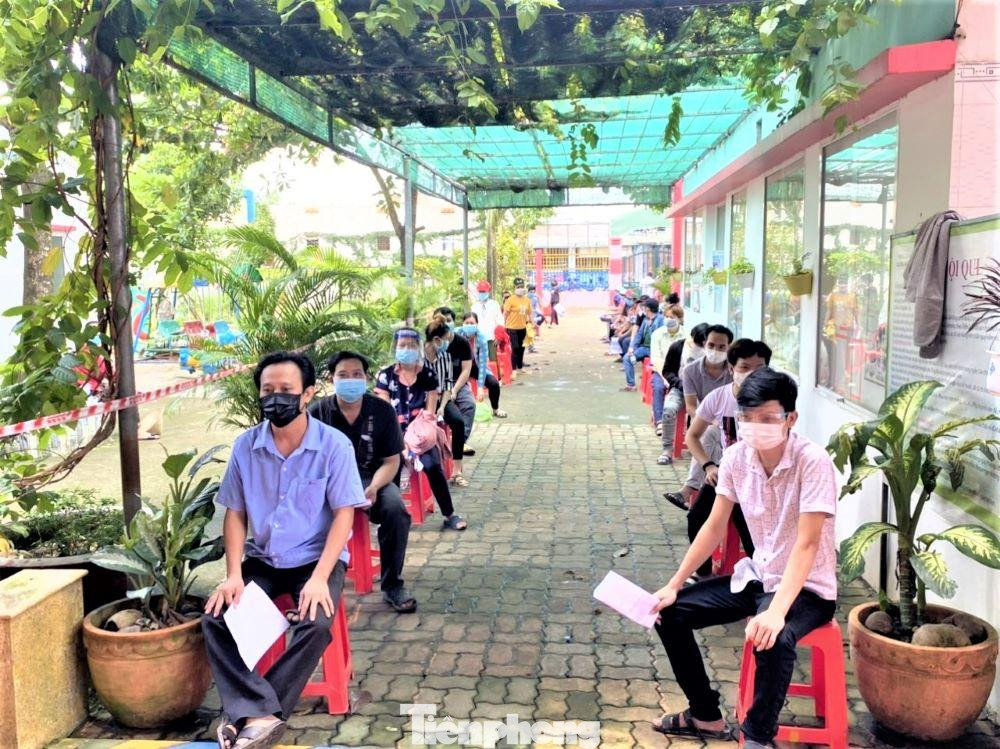 Bình Dương cần thêm 2 triệu liều vắc xin để tiêm đủ 2 mũi cho người dân Bình Dương cần thêm 2 triệu liều vắc xin để tiêm đủ 2 mũi cho người dân