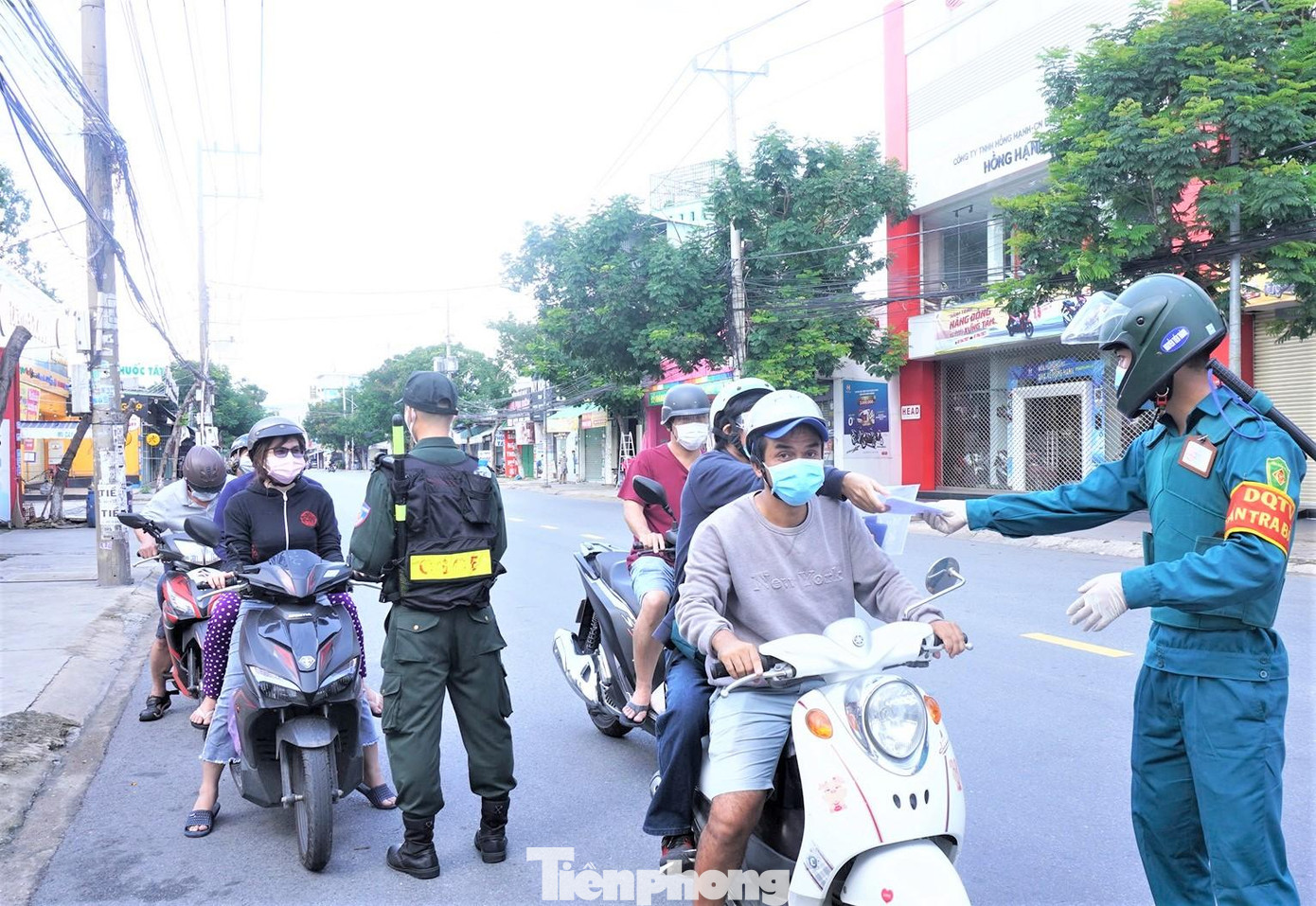 Bình Dương siết chặt "vùng đỏ", nới lỏng "vùng xanh"