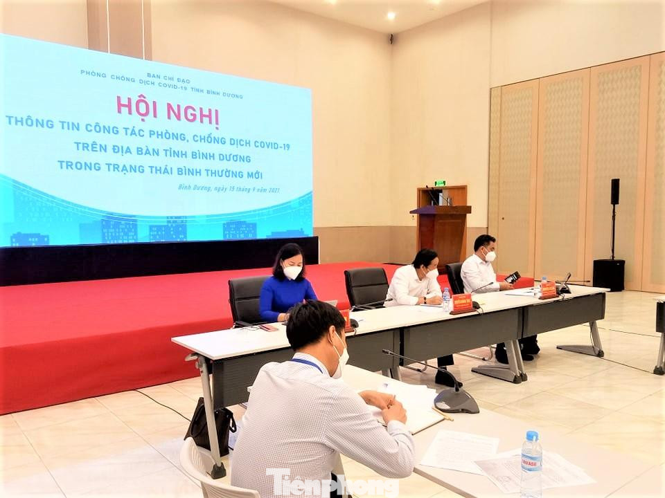 Bình Dương tổ chức họp báo thông tin tình hình dịch bệnh và phục hồi kinh tế xã hội trong trạng thái bình thường mới